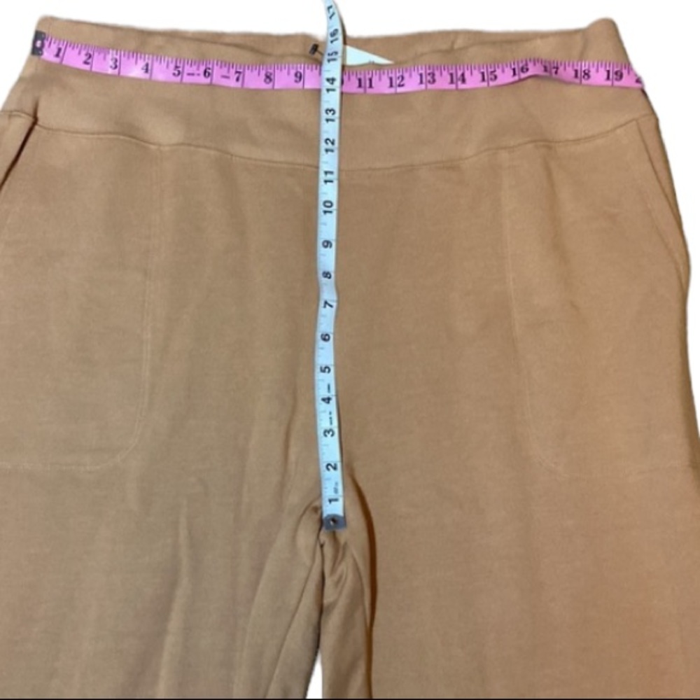 Nike Yoga Luxe Fleece Lined Cropped Pants - Picture 15 of 16